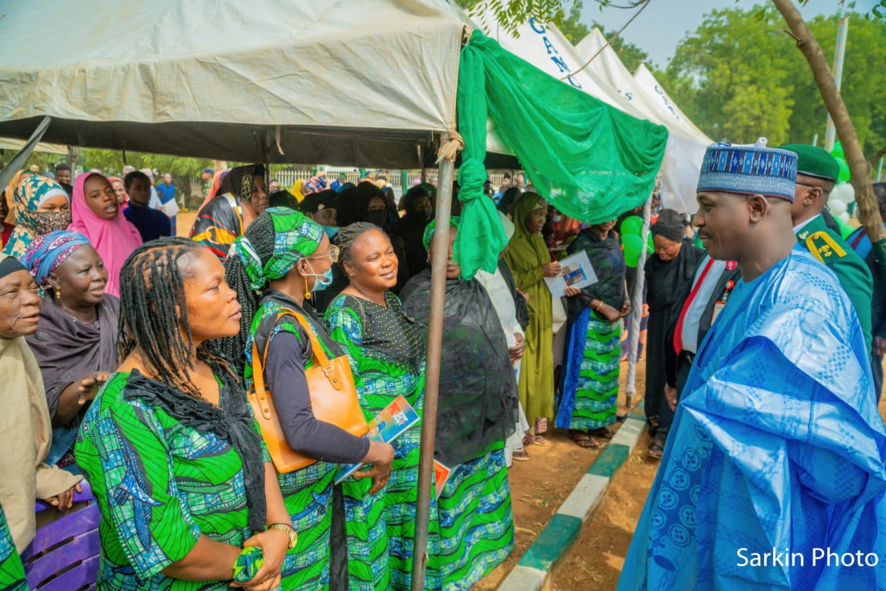 Gov. Aliyu Empowers 500 Armed Forces Widows On Remembrance Day