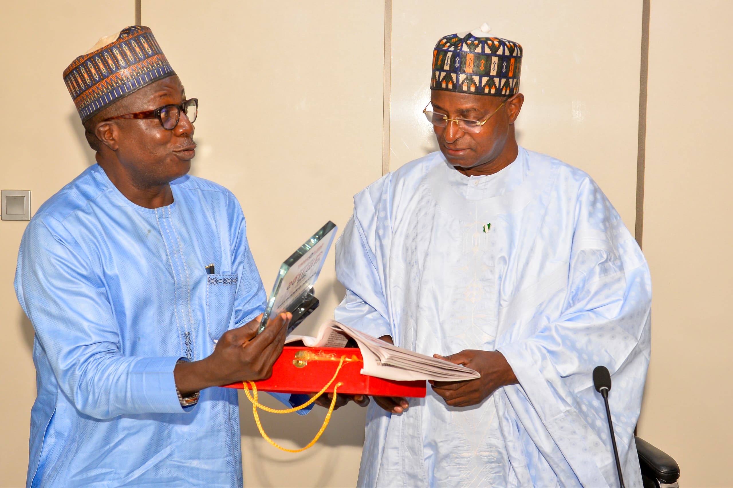 Livestock Minister Recieves ‘Ministry of the Year’ Award